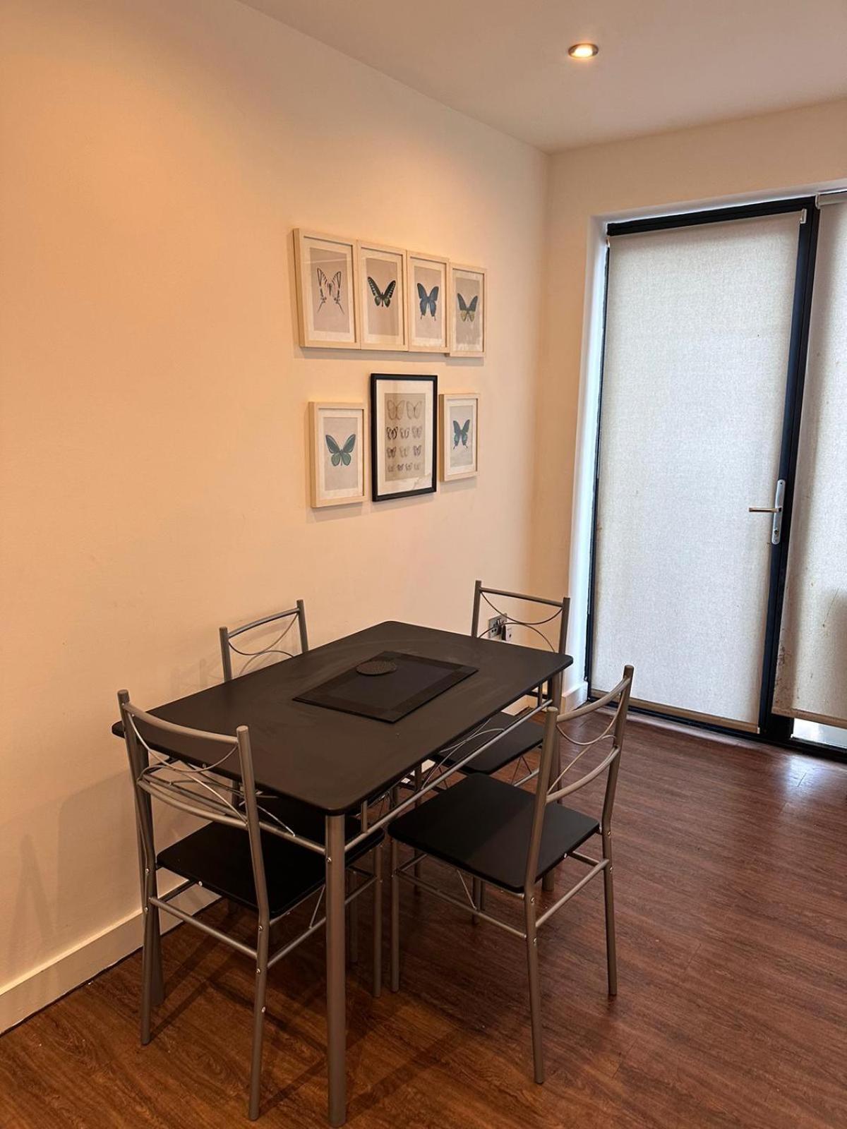 Kendras Home Manchester Dış mekan fotoğraf